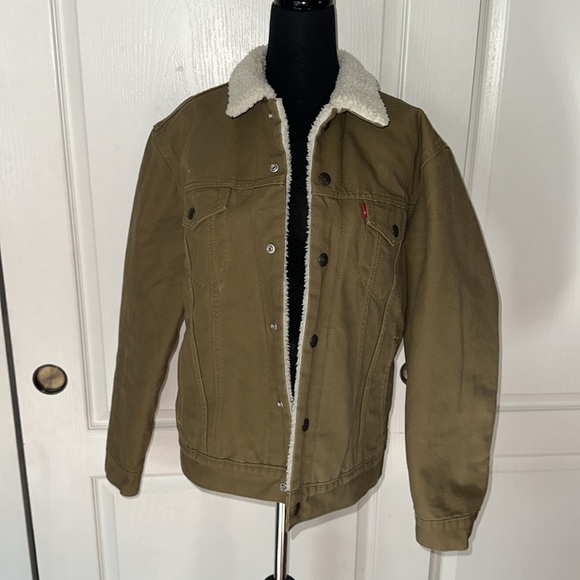 NWOT LEVIS CLASSIC TAN BROWN SHERPA TRUCKER JACKET BUTTON UP - Picture 3 of 7